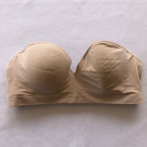 Triumph C75 34C beige strapless bra A14
